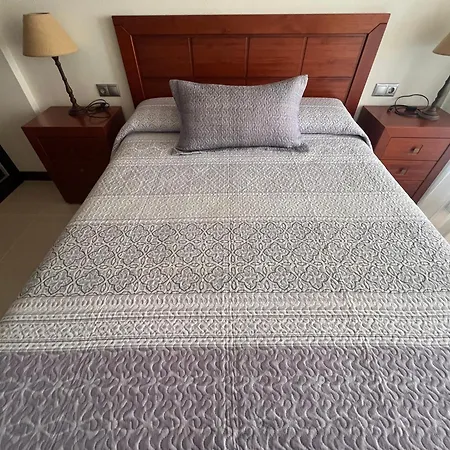 Paradise Sunset 100 Hardrock Costa Adeje (Tenerife)